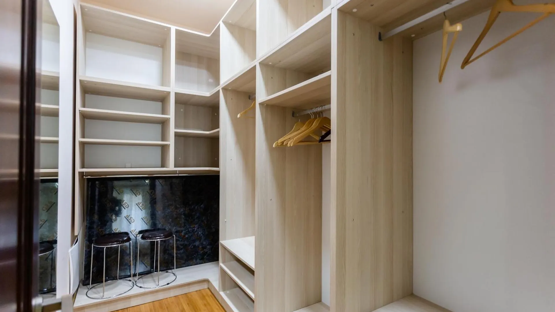 Apartment Next To Liberty Square Tbilisi